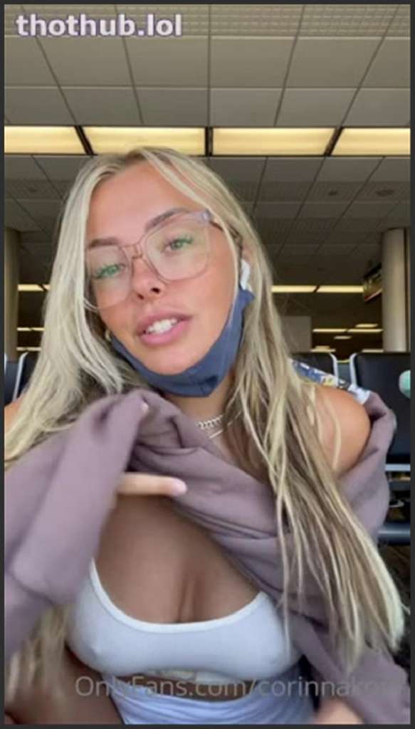 Corinna Kopf Lesben mit kleinem Sextoy