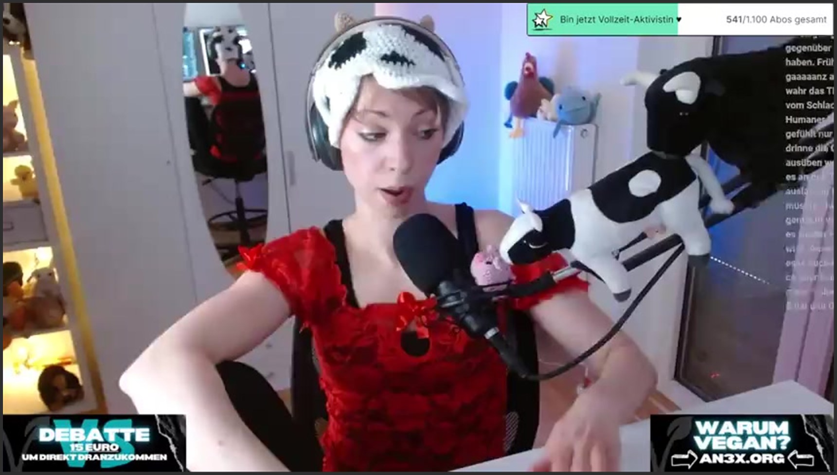 Radikale vegane Blondine, während ihre Freundinnen schlafen