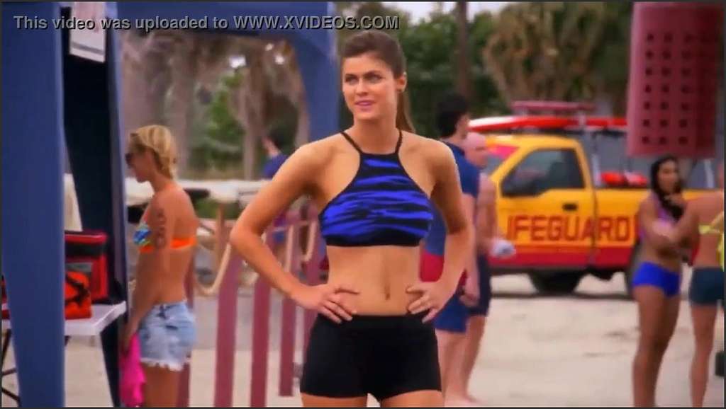 Alexandra Daddario gegen Riesenpenis ersetzt